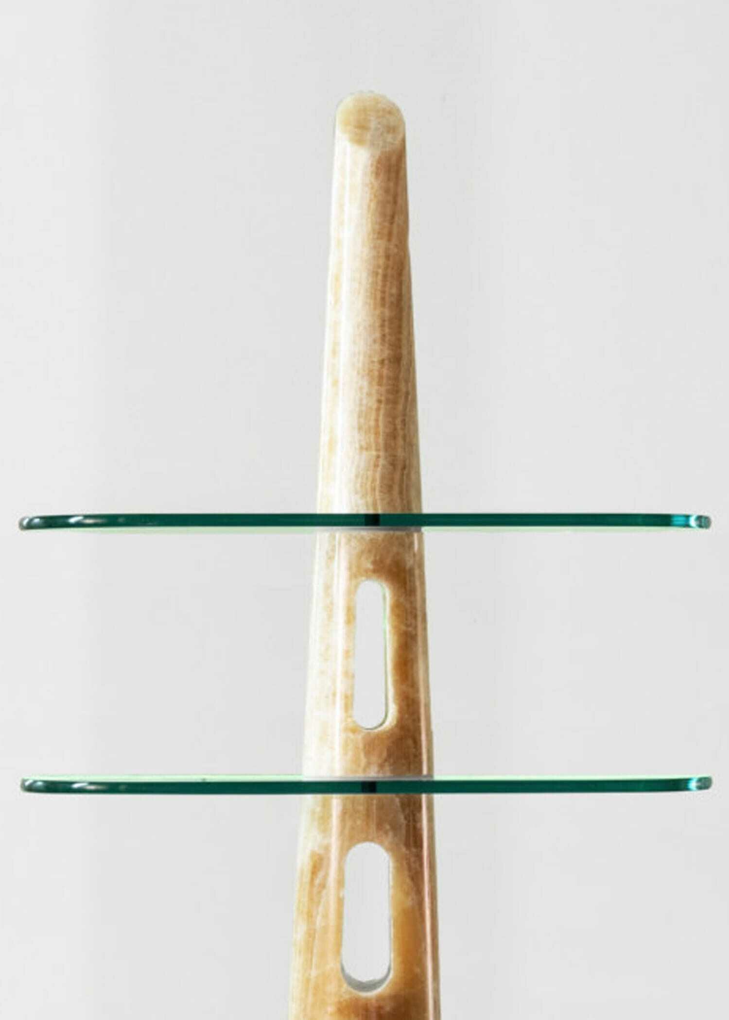 Studiorazavi alborzshelf thumb COUV