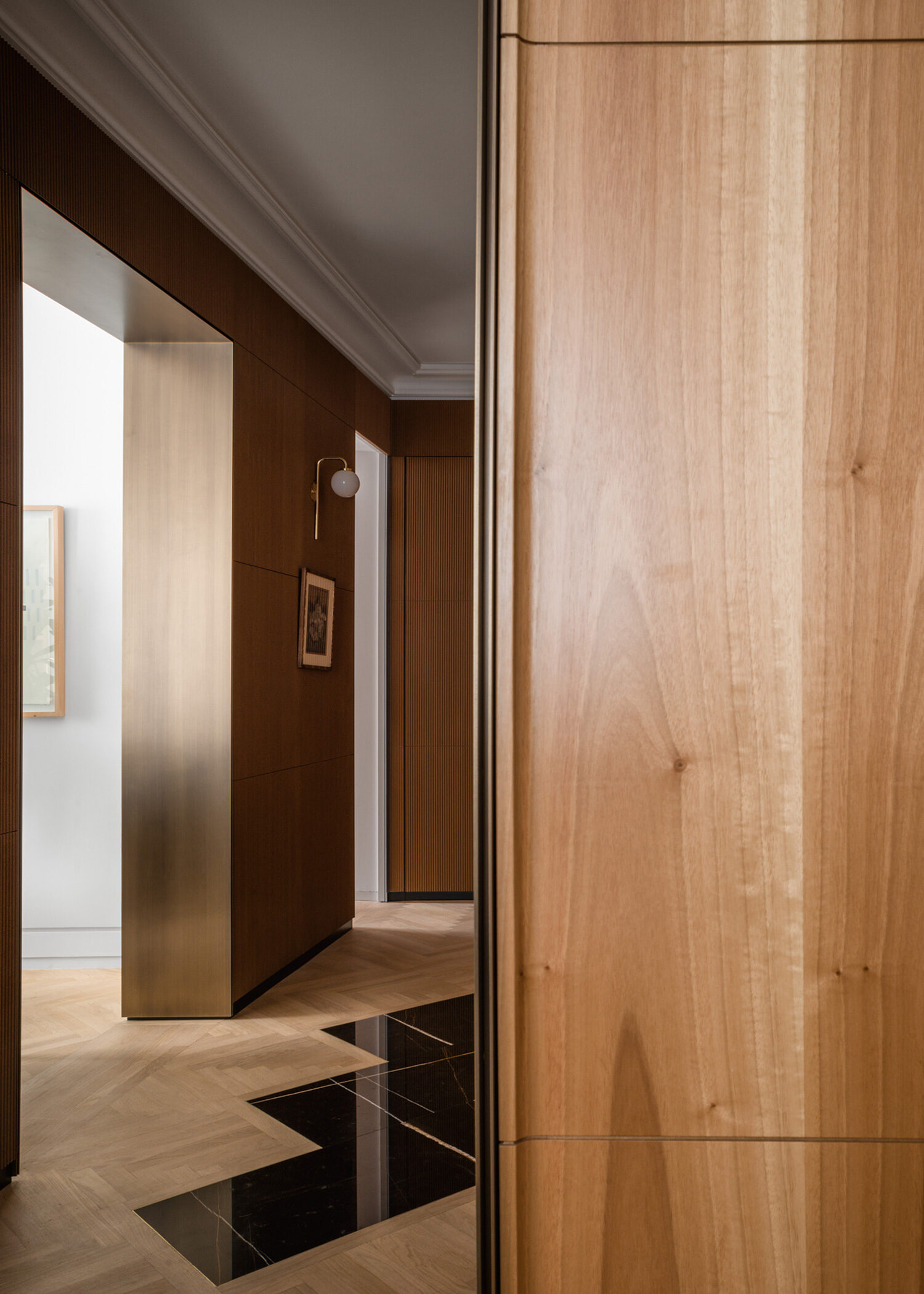 R Rue Vaugirard 1010 COUV