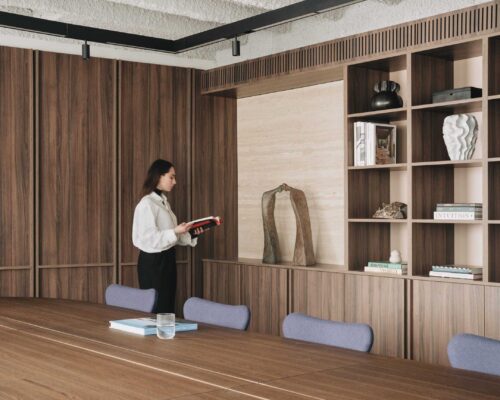 STUDIO RAZAVI PARTNERS Motion EP Simone Bossi 13