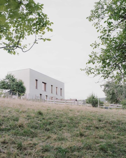 1 THUMB studio razavi architecture Mountain House II 3