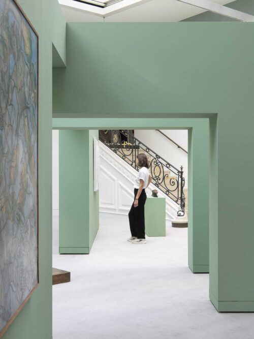 SRA HD Sothebys AT 12